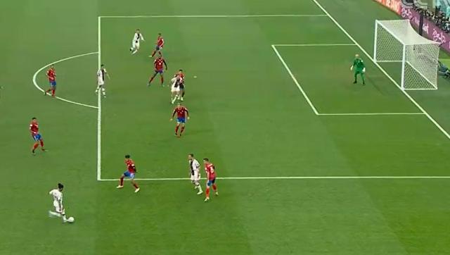 1669927793499009024.jpg 756474657645.jpg